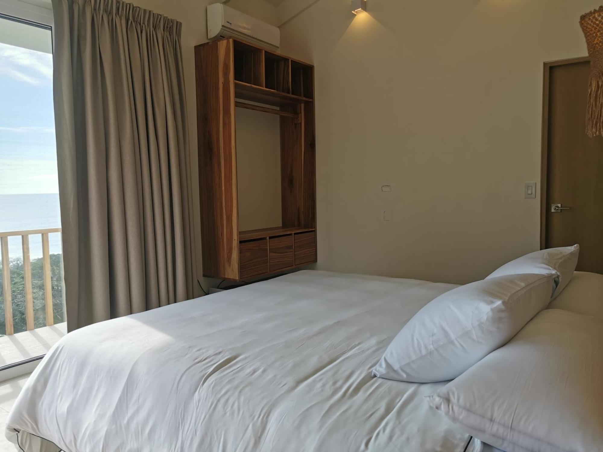Casa Luna - Private Suites With Ocean View, Pool, Ac, Wifi Playa Santa Teresa  Exteriör bild